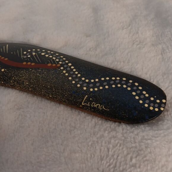 Aboriginal Dot Painted Reptile Boomerang - Picture 2 of 4